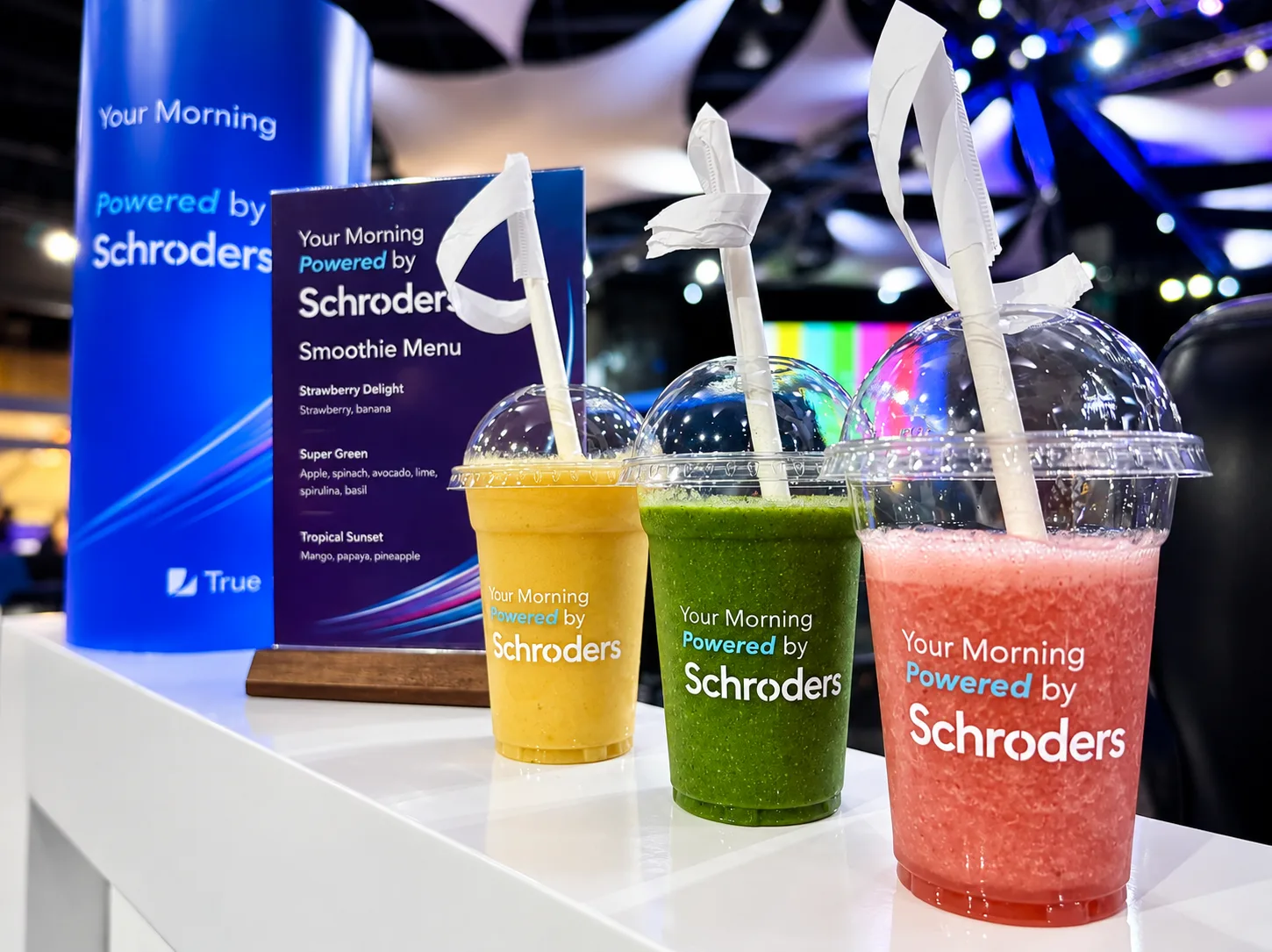Smoothie branded bar expo activation